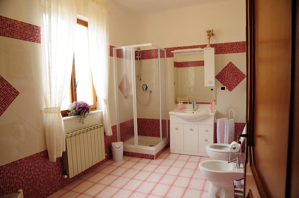 Double or Twin Room Private External Bathroom,228542129:JPEG